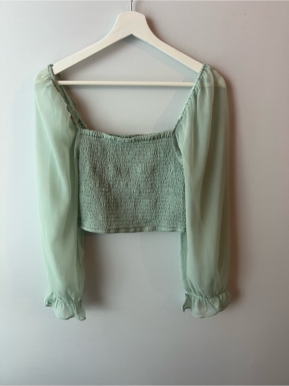 Oak and Fort Smocked Square-Neck Long Puff Sleeve Crop Top mint green fairycore